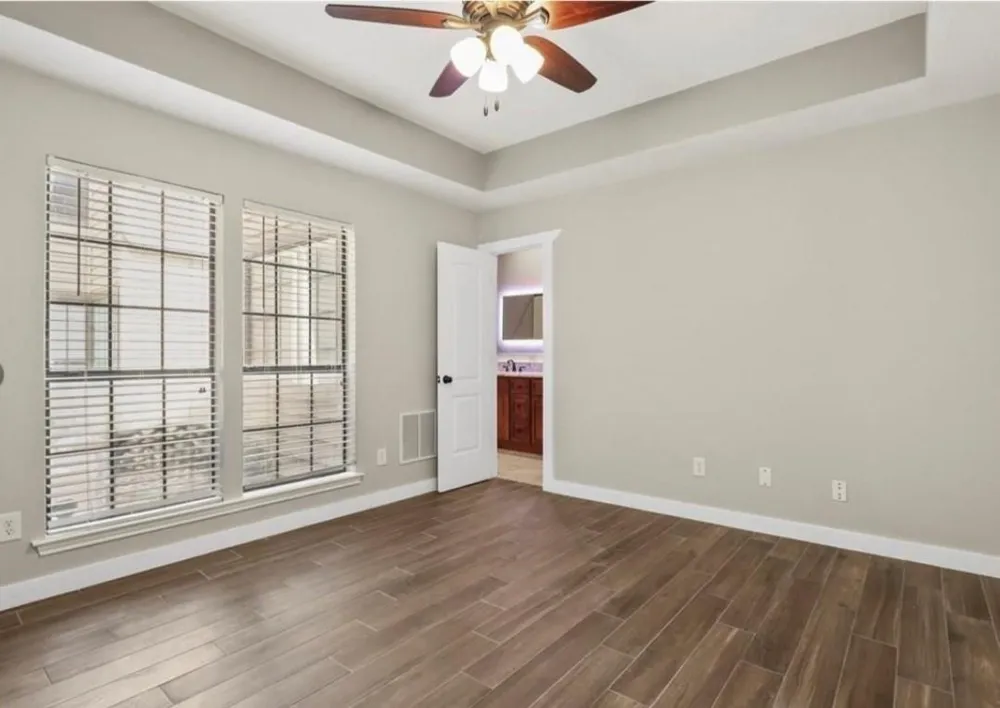 5100 verde valley lane #111 Dallas, TX 75254