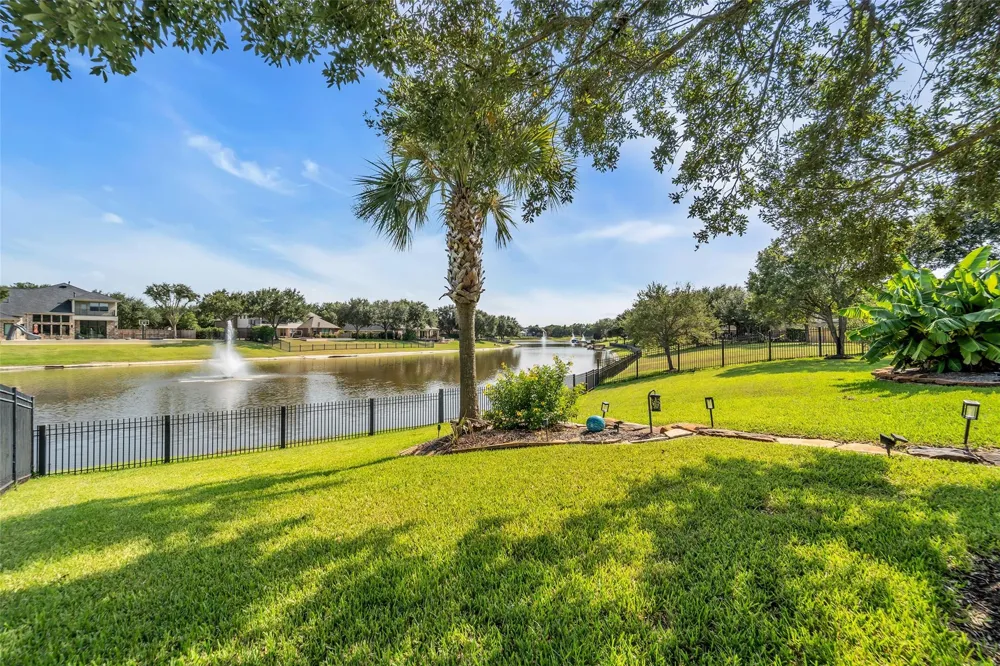 1919 Anchor Lake Lane Katy, TX 77494