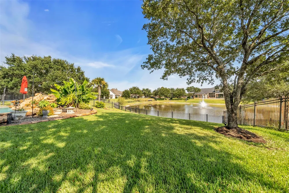 1919 Anchor Lake Lane Katy, TX 77494