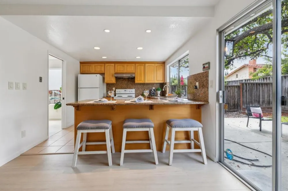 190 Midwick Drive Milpitas, CA 95035