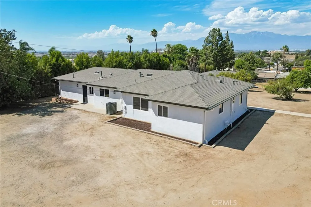 4818 Crestview Norco, CA 92860