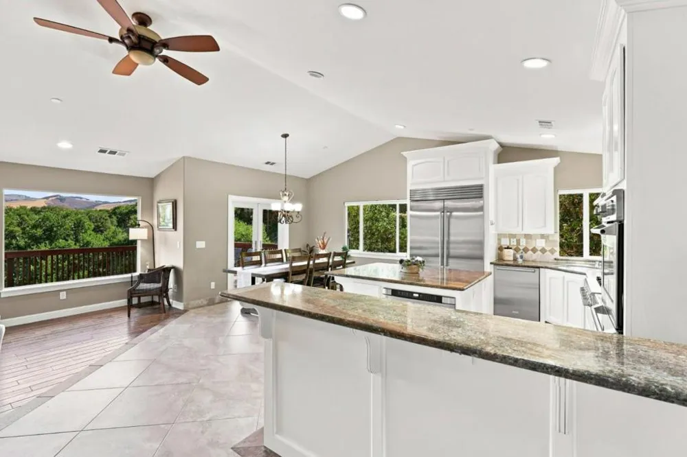 9845 Palisade Drive Carmel, CA 93923