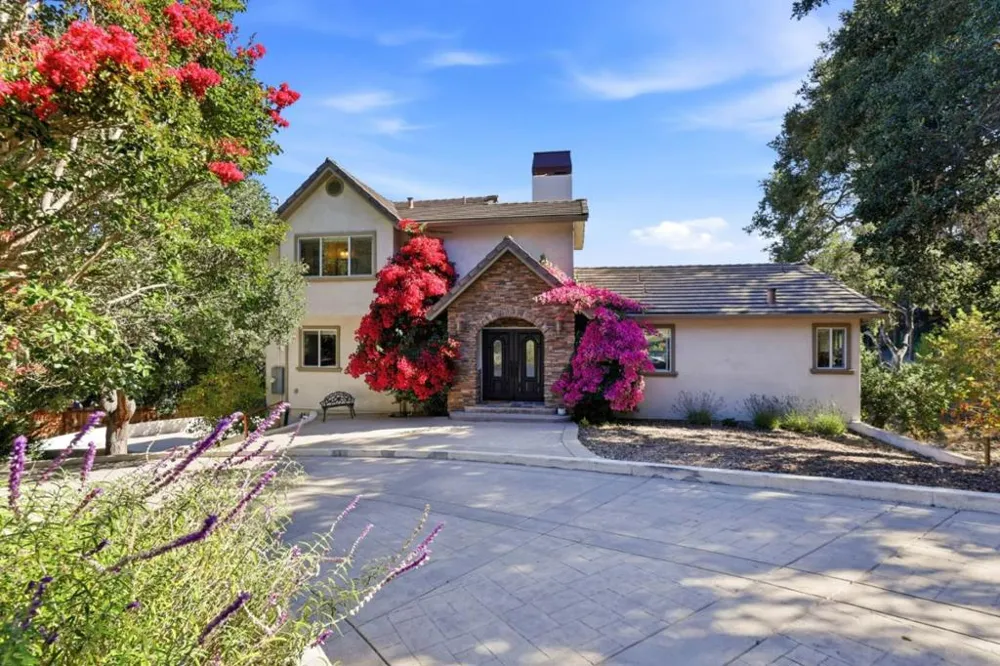 9845 Palisade Drive Carmel, CA 93923