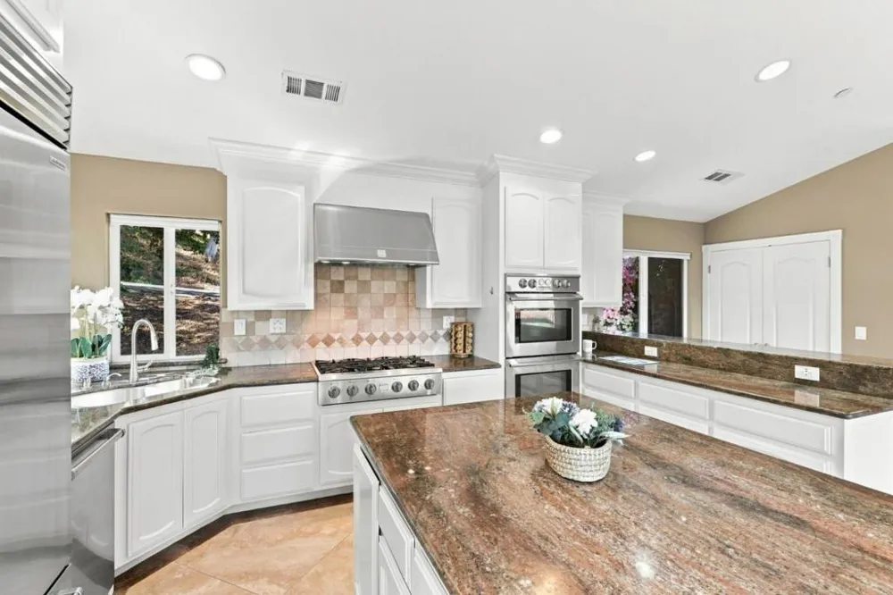 9845 Palisade Drive Carmel, CA 93923