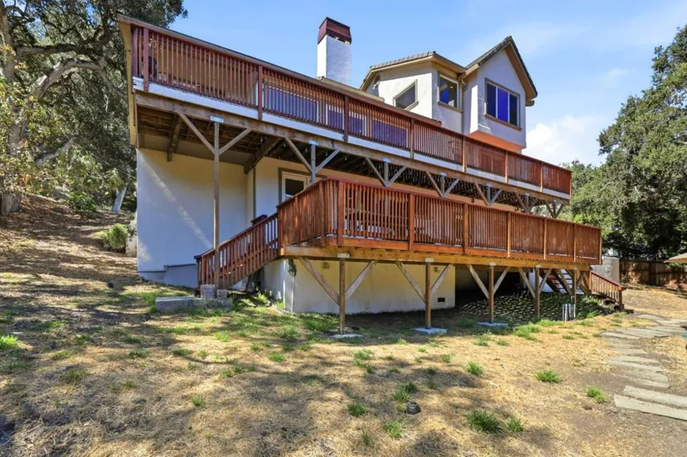 9845 Palisade Drive Carmel, CA 93923