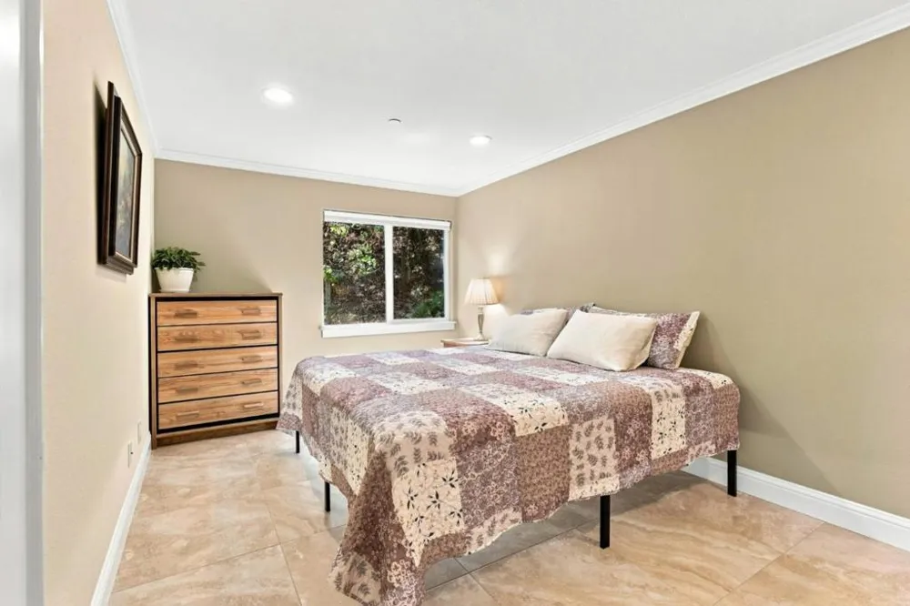 9845 Palisade Drive Carmel, CA 93923