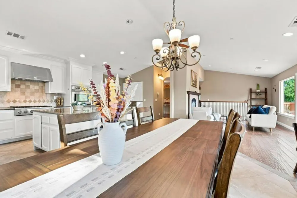 9845 Palisade Drive Carmel, CA 93923