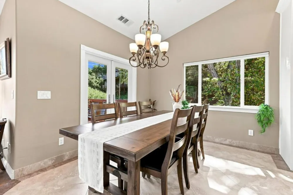 9845 Palisade Drive Carmel, CA 93923