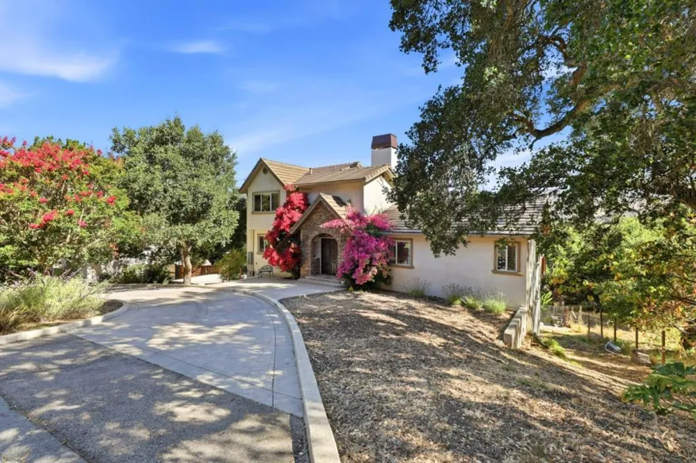 9845 Palisade Drive Carmel, CA 93923