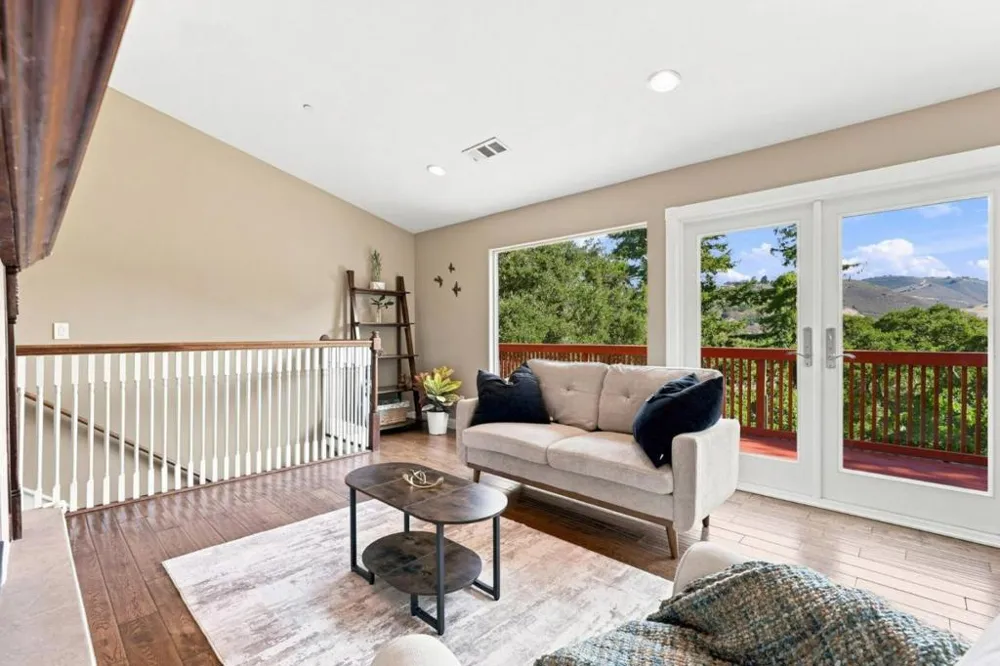 9845 Palisade Drive Carmel, CA 93923