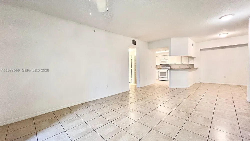 3021 Alcazar Pl #101 Palm Beach Gardens, FL 33410