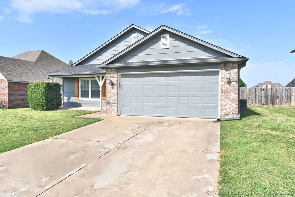 212 DP Newman Circle Kiefer, OK 74041