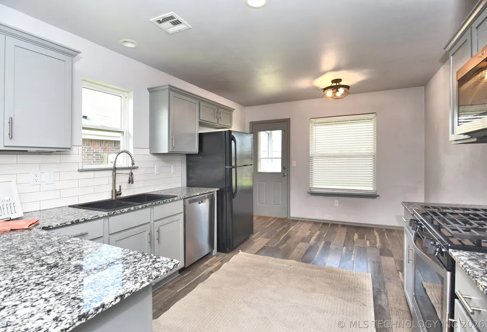 212 DP Newman Circle Kiefer, OK 74041