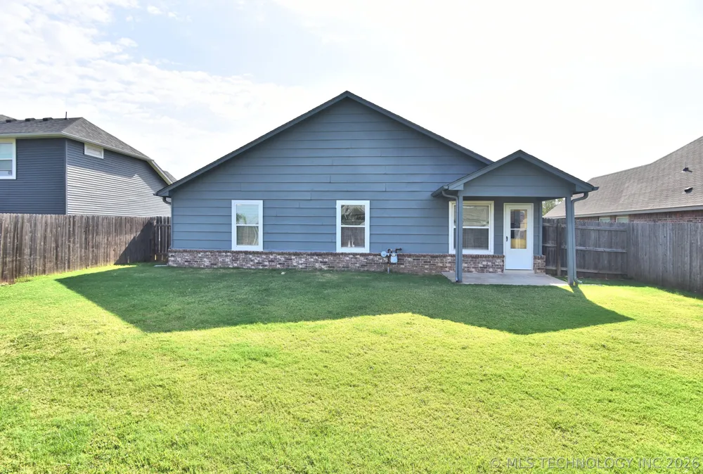 212 DP Newman Circle Kiefer, OK 74041
