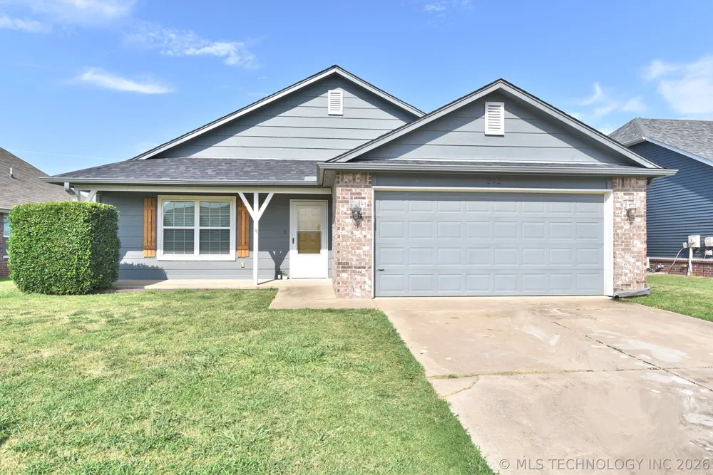 212 DP Newman Circle Kiefer, OK 74041