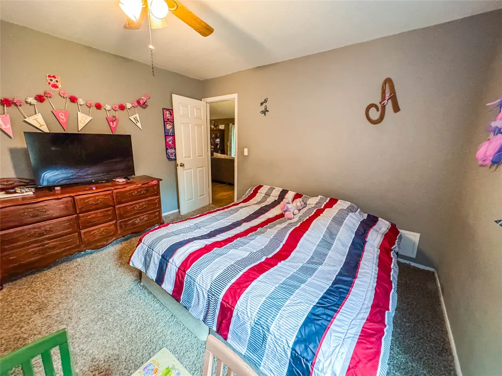 70 W Hutson Street Eufaula, OK 74432