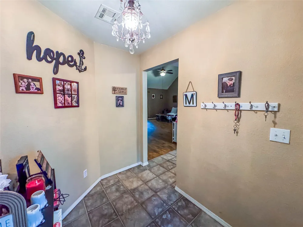 70 W Hutson Street Eufaula, OK 74432