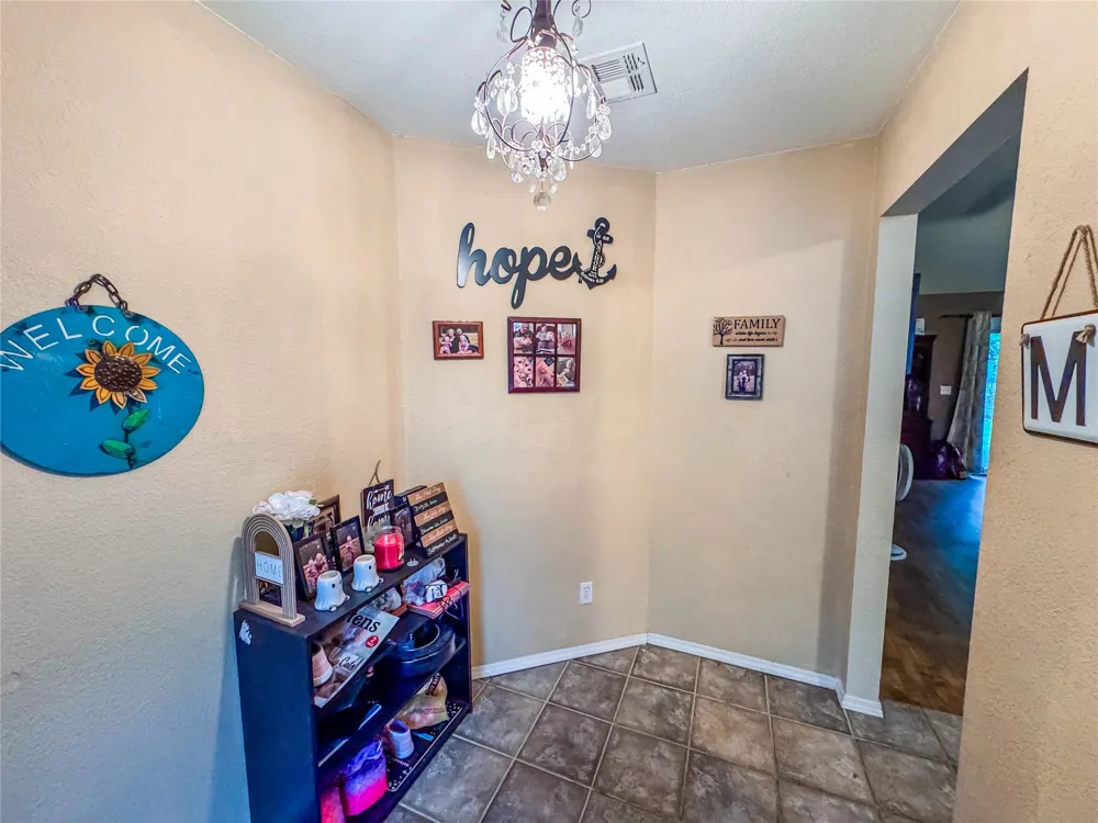 70 W Hutson Street Eufaula, OK 74432