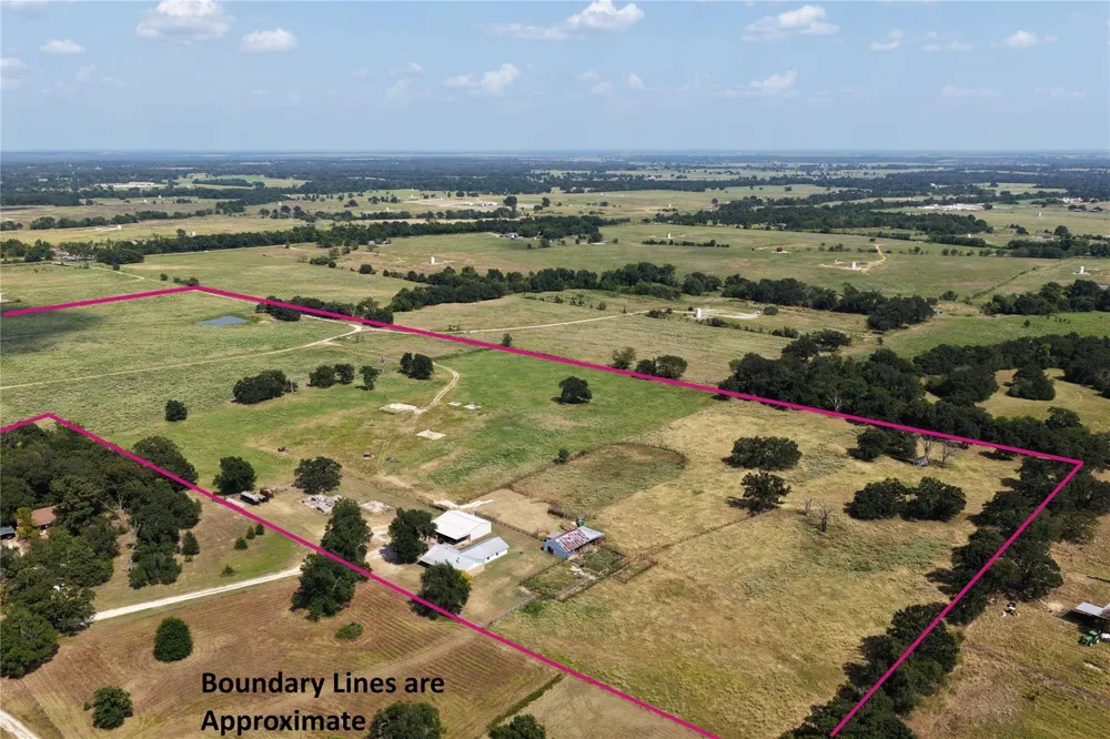 110 Private Road 749 Donie, TX 75838