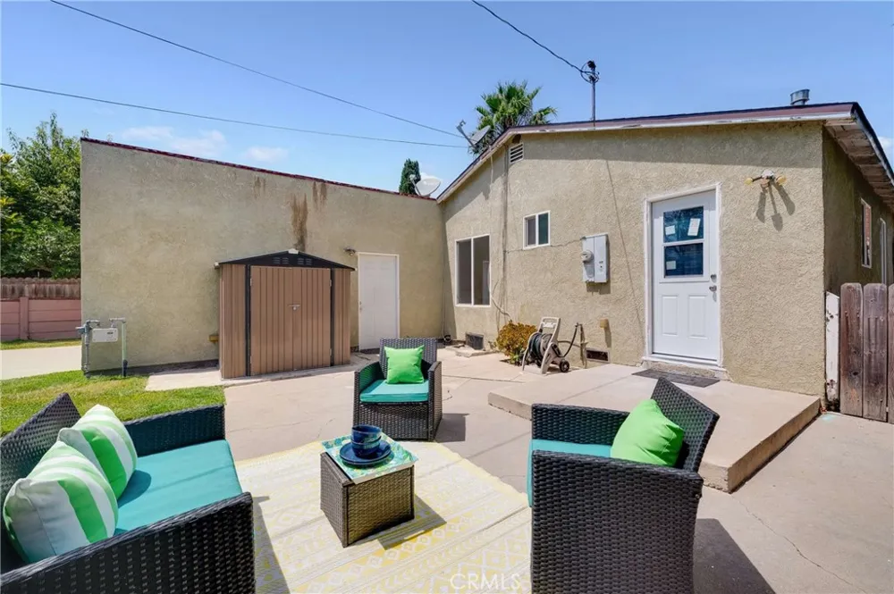 282 E Cummings Long Beach, CA 90805