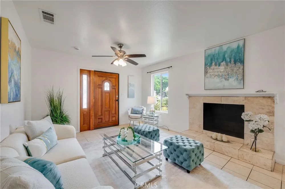 282 E Cummings Long Beach, CA 90805