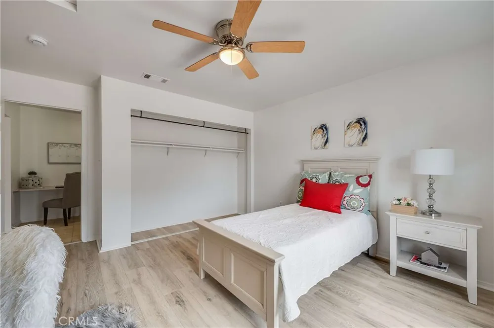 282 E Cummings Long Beach, CA 90805