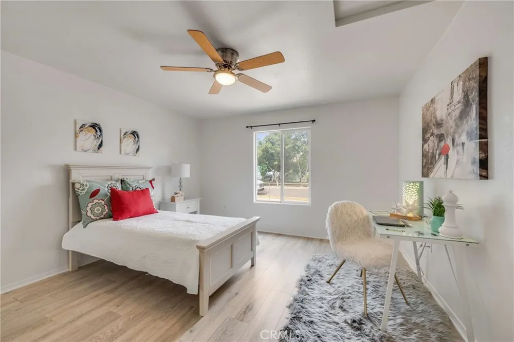 282 E Cummings Long Beach, CA 90805