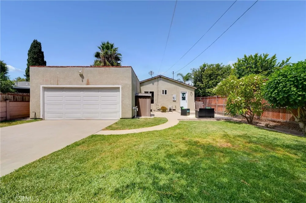 282 E Cummings Long Beach, CA 90805