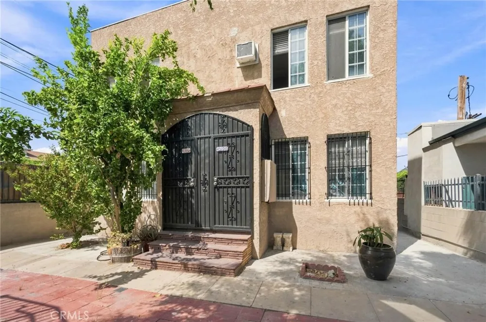 4315 W Pico Boulevard Los Angeles, CA 90019