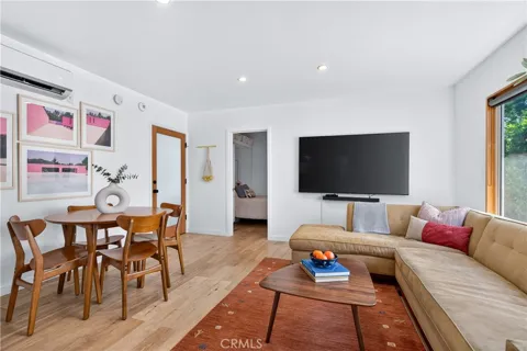 2135 Bellevue #12