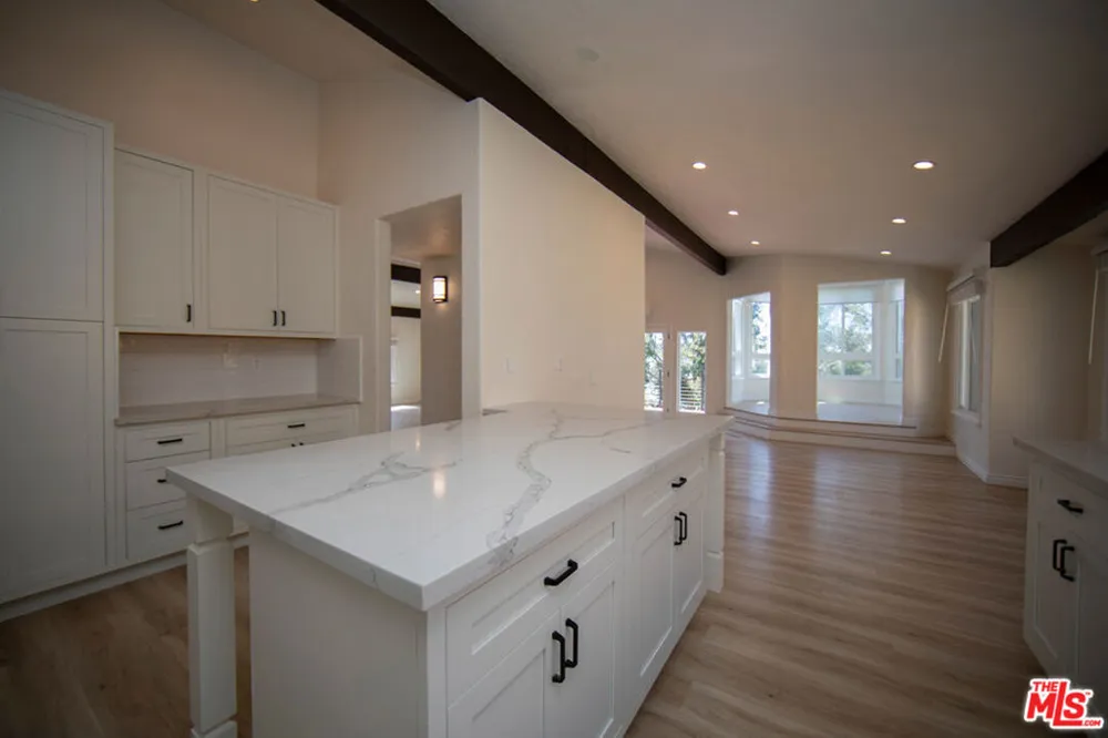 8351 Zitola Terrace Playa del Rey, CA 90293