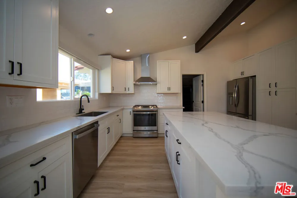 8351 Zitola Terrace Playa del Rey, CA 90293