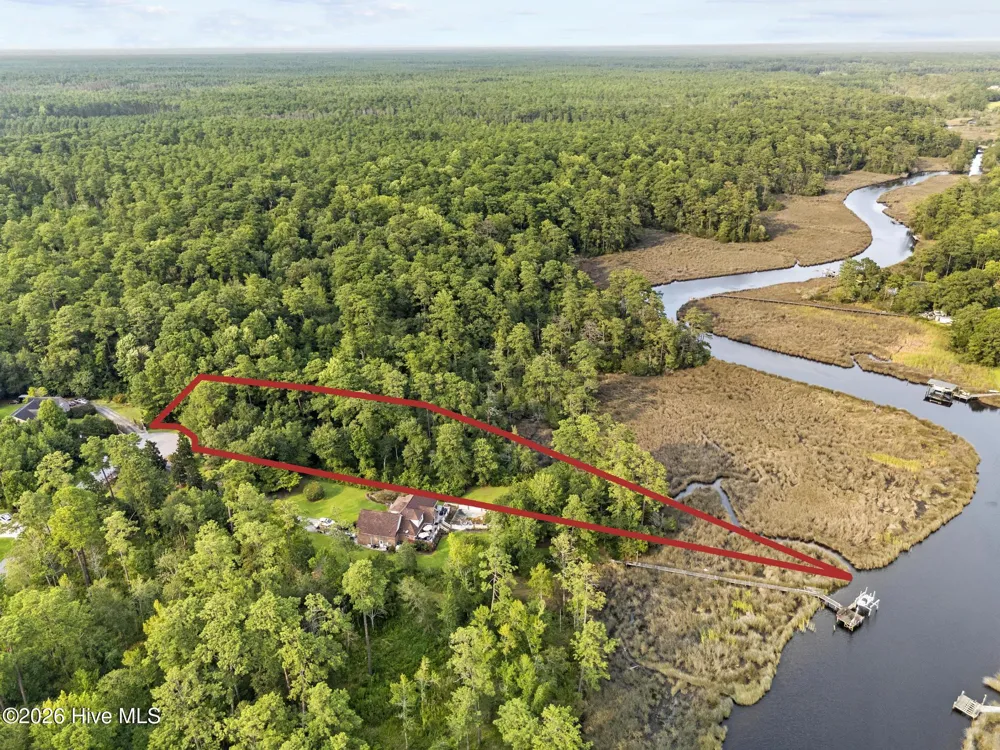 276 White Oak Bluff Road Stella, NC 28582