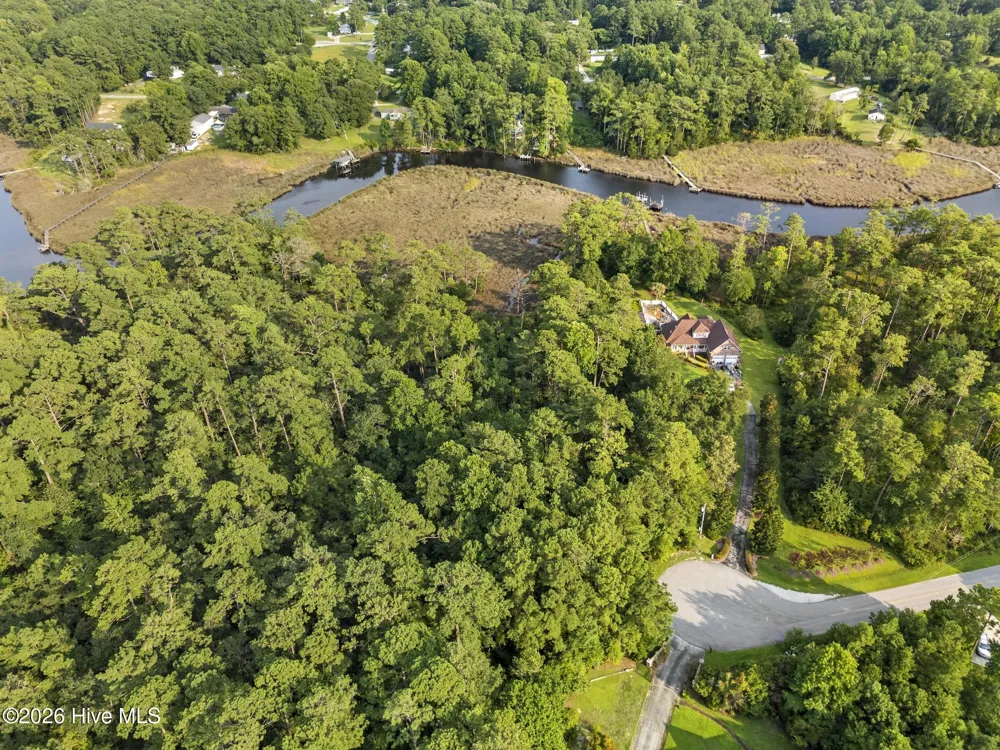 276 White Oak Bluff Road Stella, NC 28582