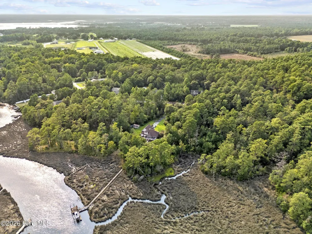 276 White Oak Bluff Road Stella, NC 28582