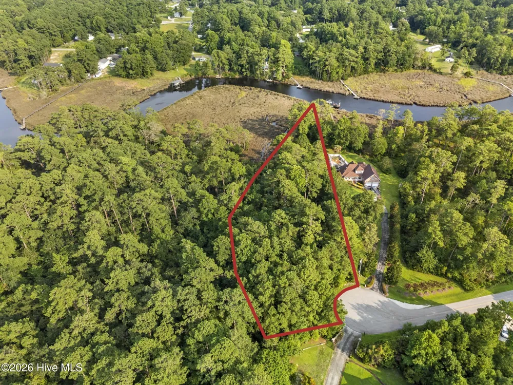 276 White Oak Bluff Road Stella, NC 28582