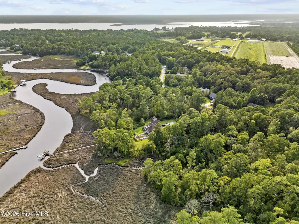276 White Oak Bluff Road Stella, NC 28582