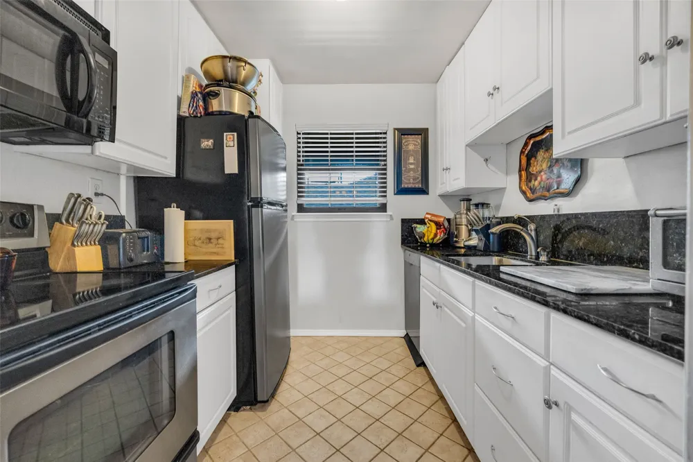 3 Woodward Boulevard #204 Tulsa, OK 74114