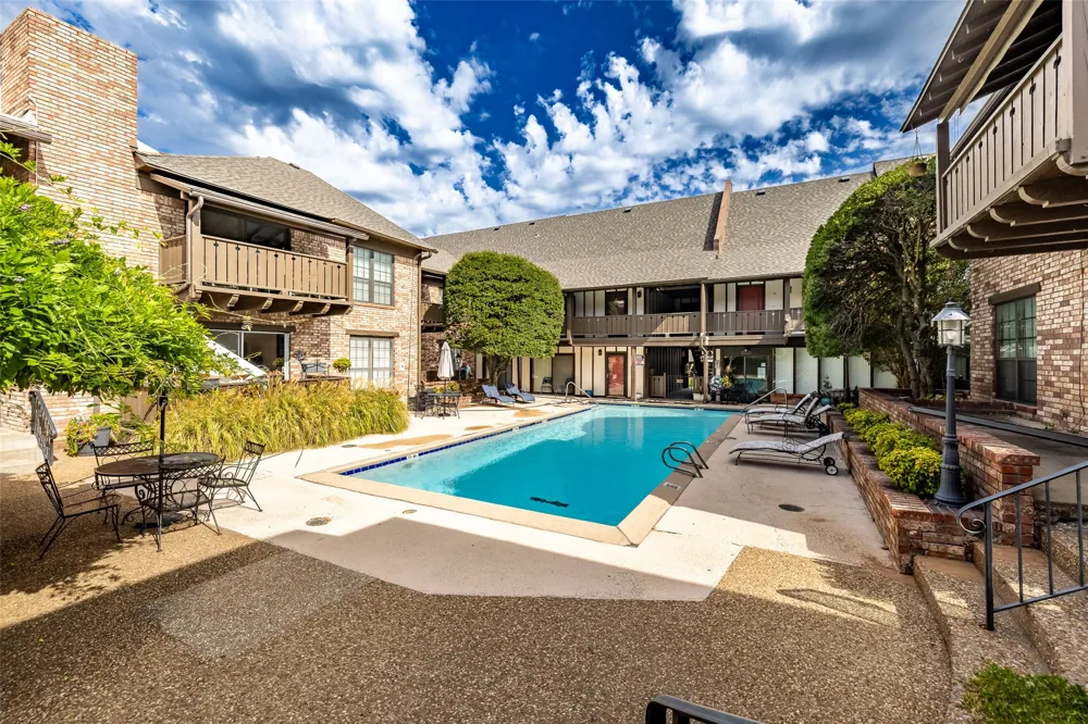 3 Woodward Boulevard #204 Tulsa, OK 74114
