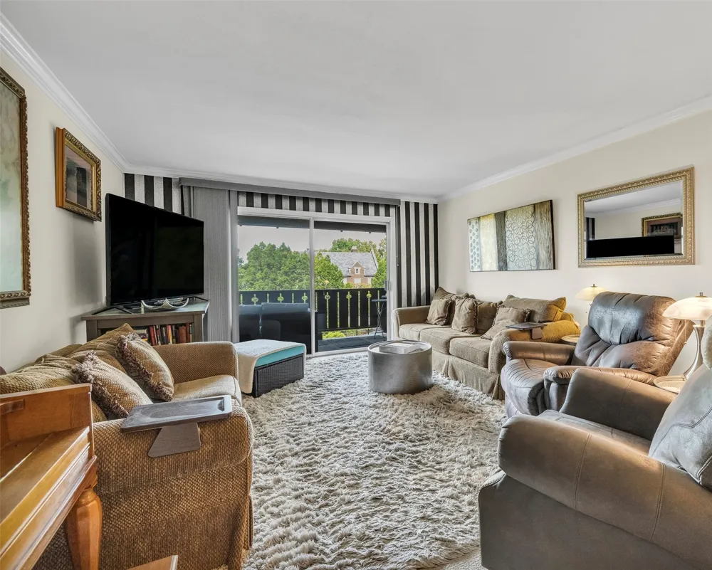 3 Woodward Boulevard #204 Tulsa, OK 74114