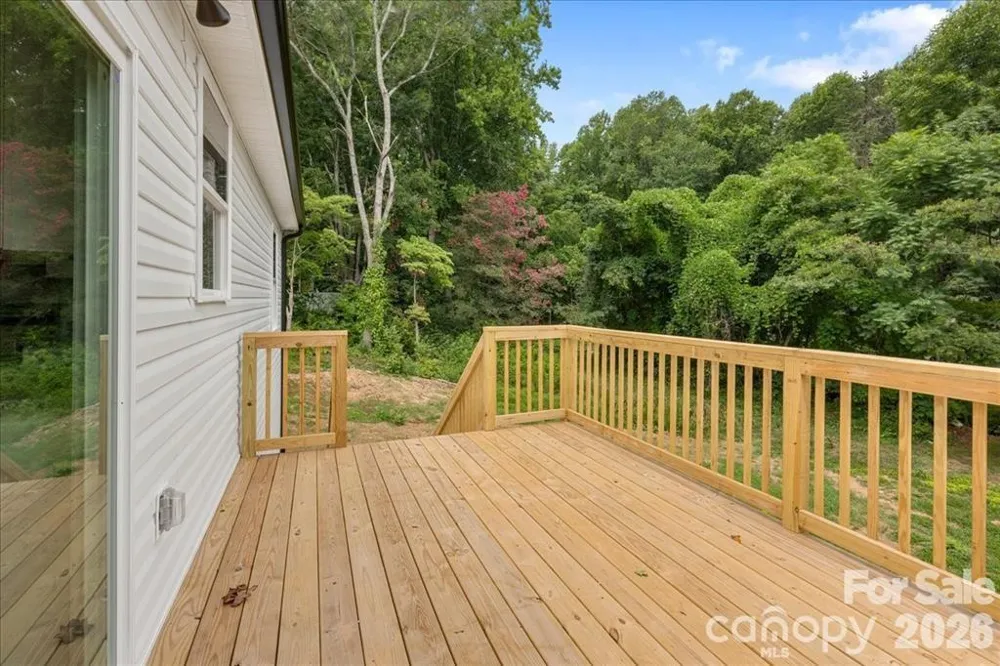 126 Aspen Street Yadkinville, NC 27055