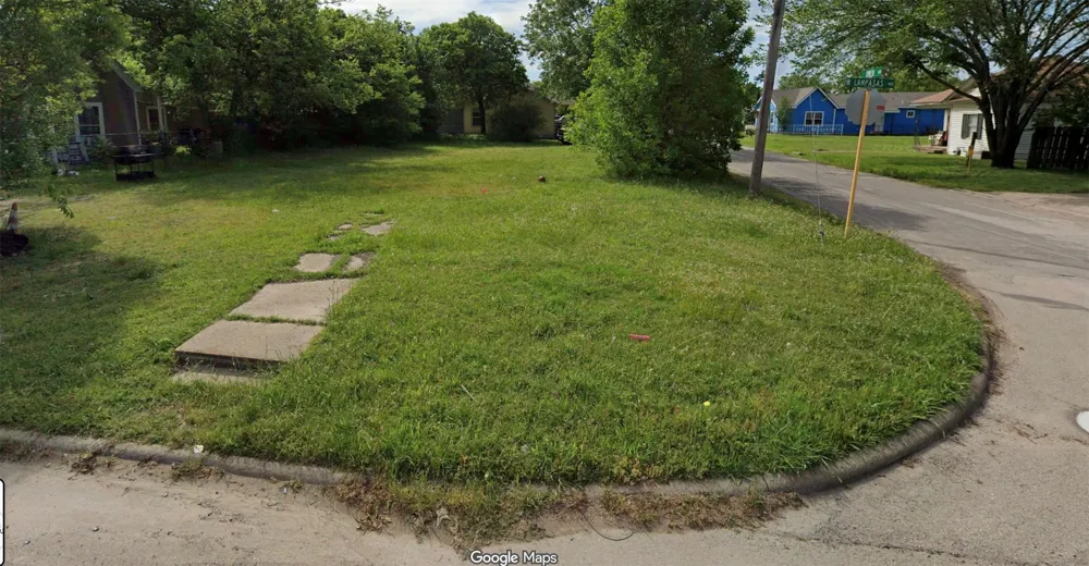 403 W Lampasas Street Ennis, TX 75119