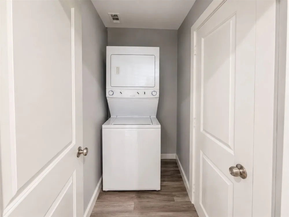 1306 Locust Street Commerce, TX 75428
