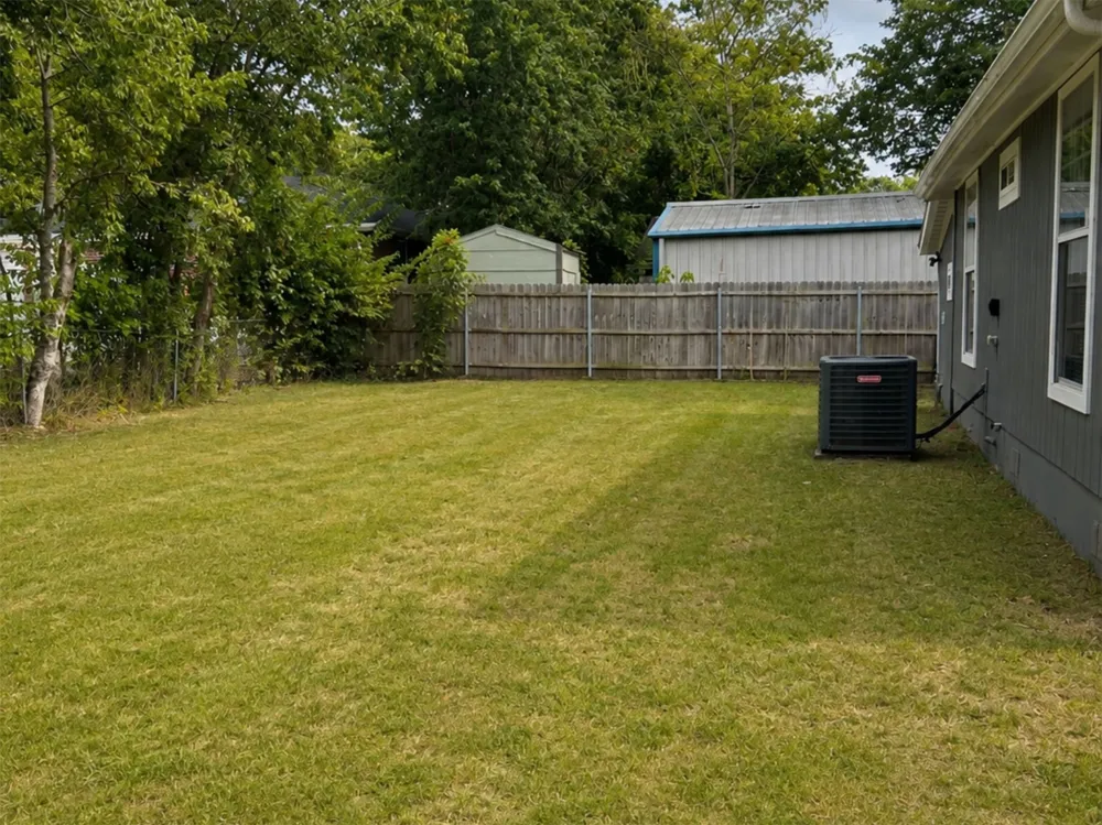 1306 Locust Street Commerce, TX 75428