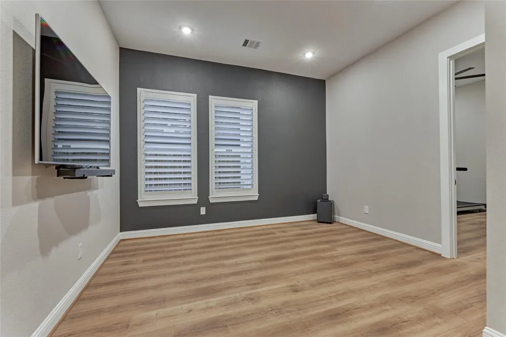 22 Darien Court Montgomery, TX 77356