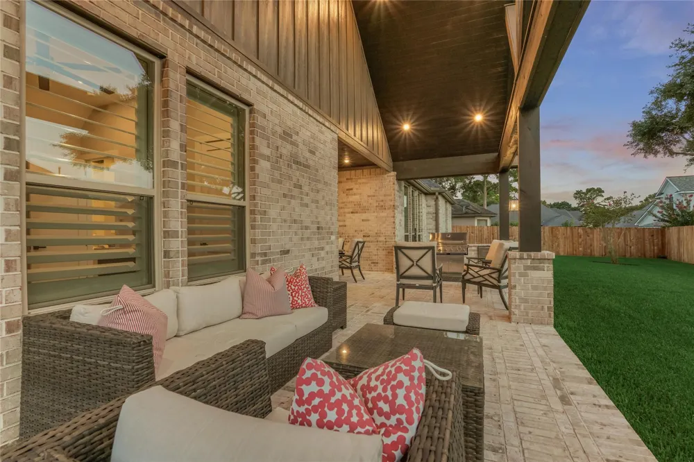 22 Darien Court Montgomery, TX 77356