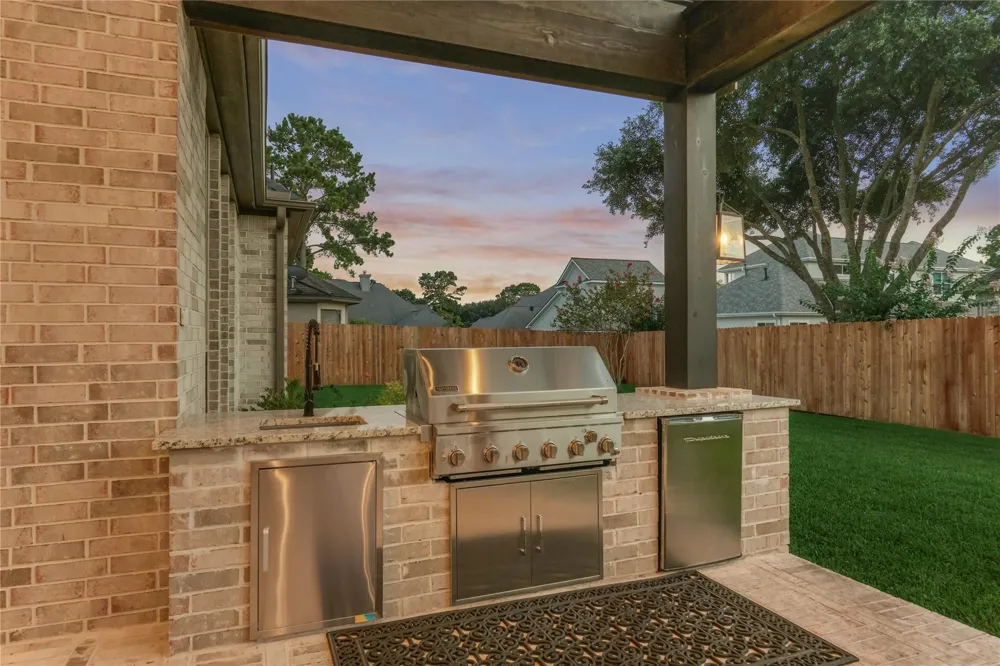 22 Darien Court Montgomery, TX 77356
