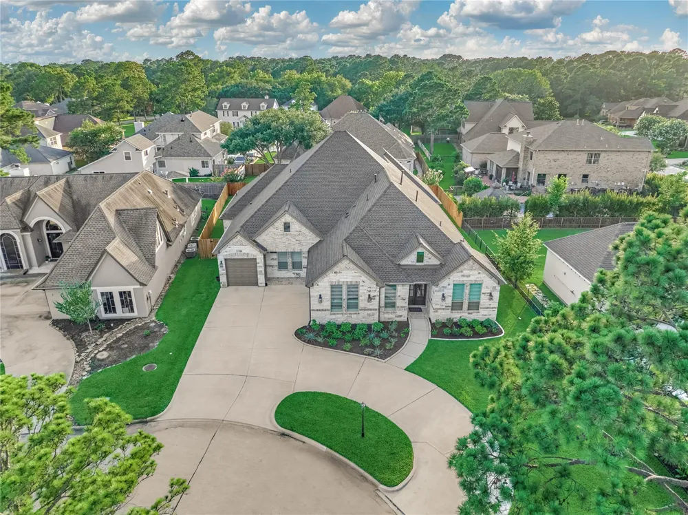 22 Darien Court Montgomery, TX 77356