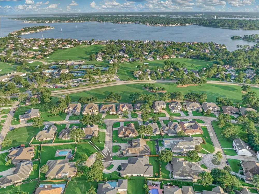 22 Darien Court Montgomery, TX 77356