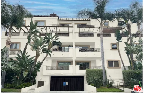 1520 S Shenandoah Street #304